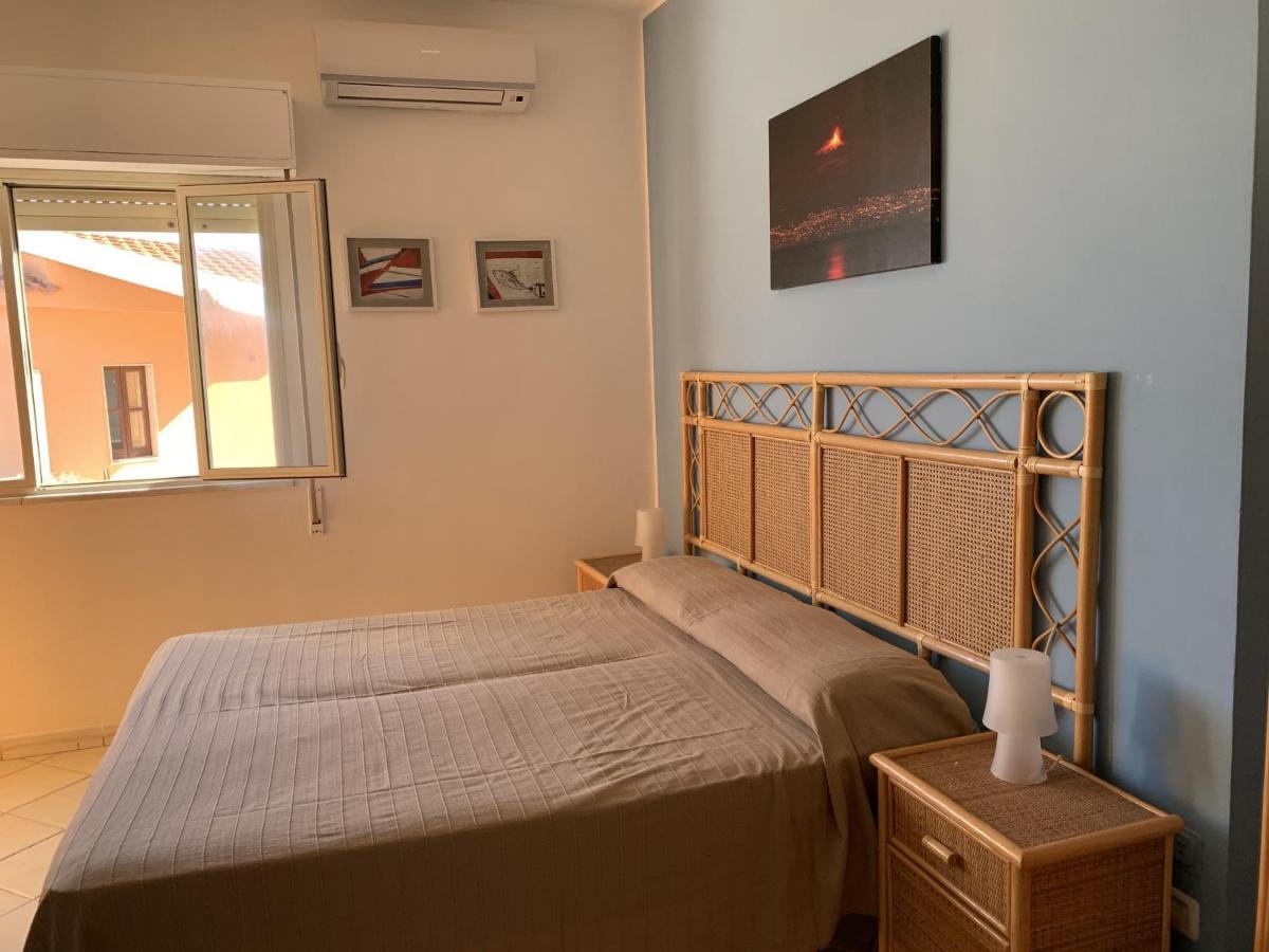 אגנונה באגני Hotel Il Triangolo מראה חיצוני תמונה